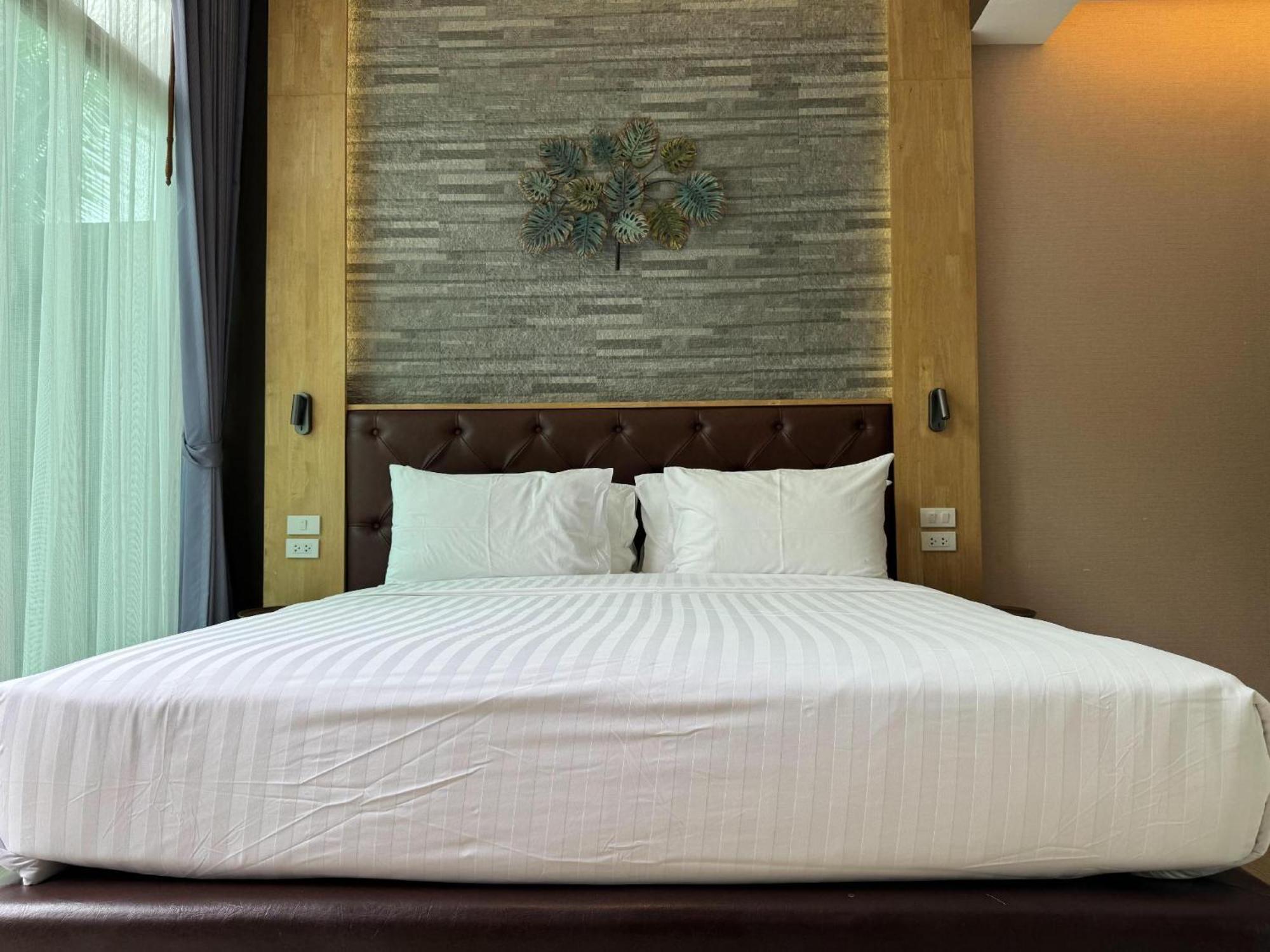 La Isla Pranburi Beach Resort Sam Roi Yot Bagian luar foto