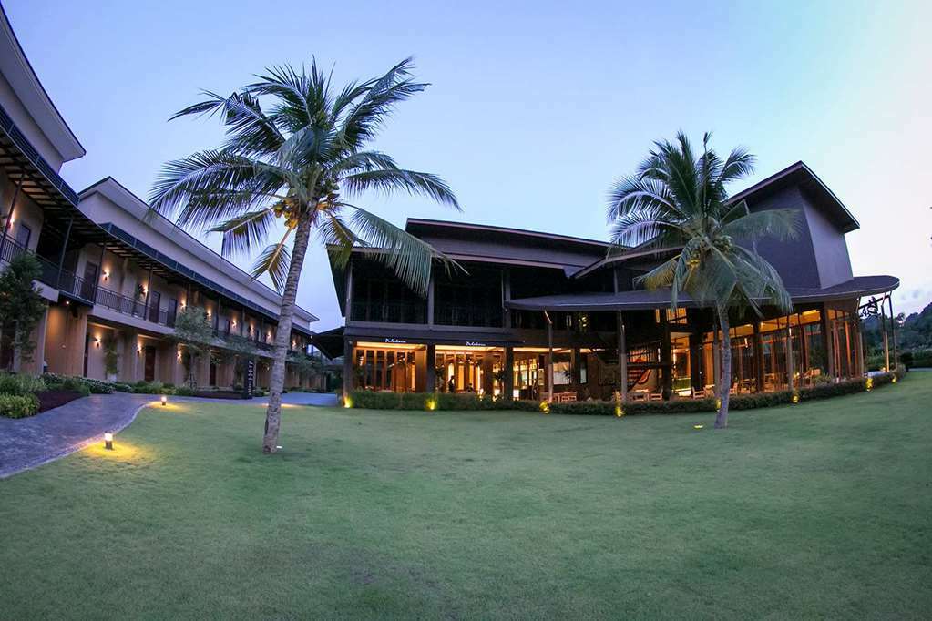 La Isla Pranburi Beach Resort Sam Roi Yot Bagian luar foto